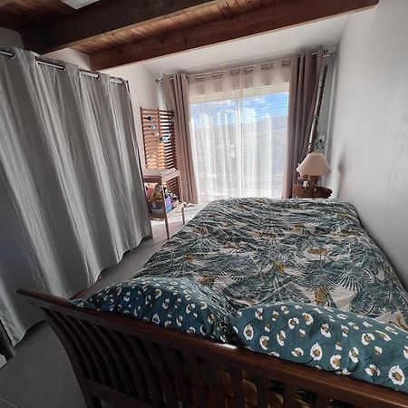 Maison Provencale En Campagne A Éguilles Eksteriør billede